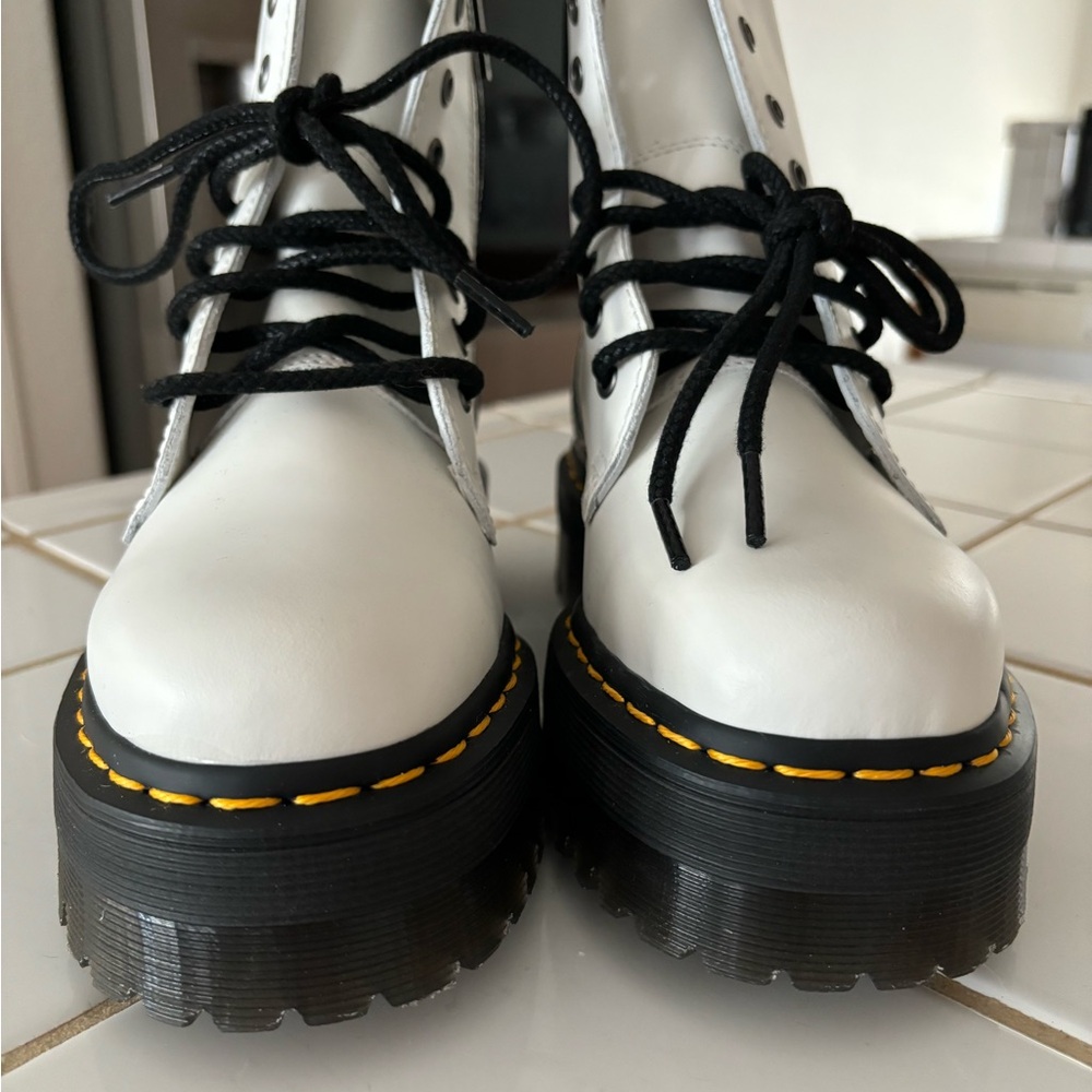 Dr. Martens White Smooth Platform Jadon Boots